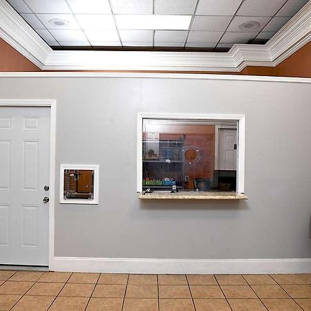 America Best Value Baton Rouge Interior photo