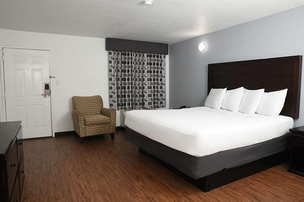 America Best Value Baton Rouge Room photo